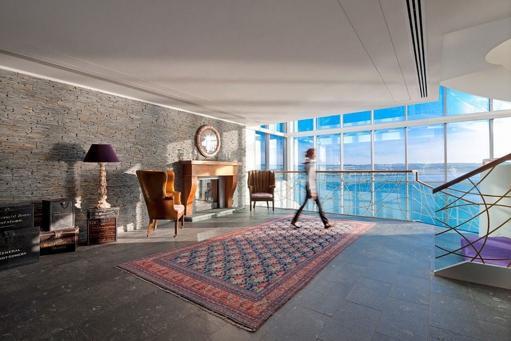 Cliff House Hotel, an SLH Hotel – Photo 3