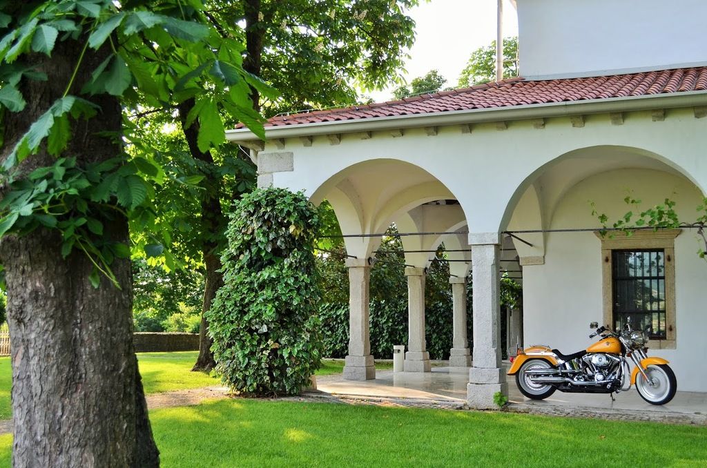 Gostilna pri Lojzetu - Dvorec Zemono – Photo 2
