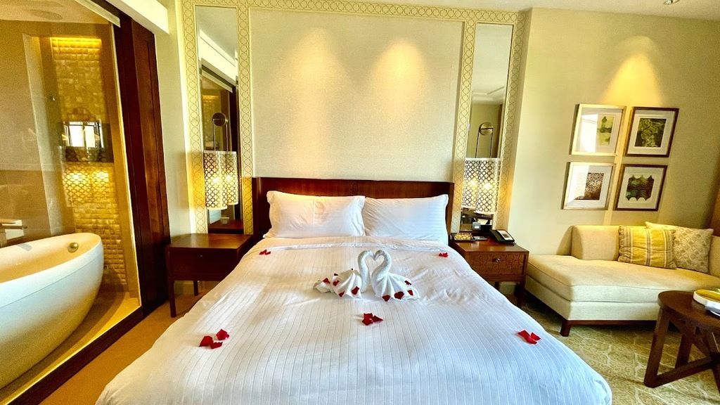 The Ritz-Carlton, Dubai – Photo 2
