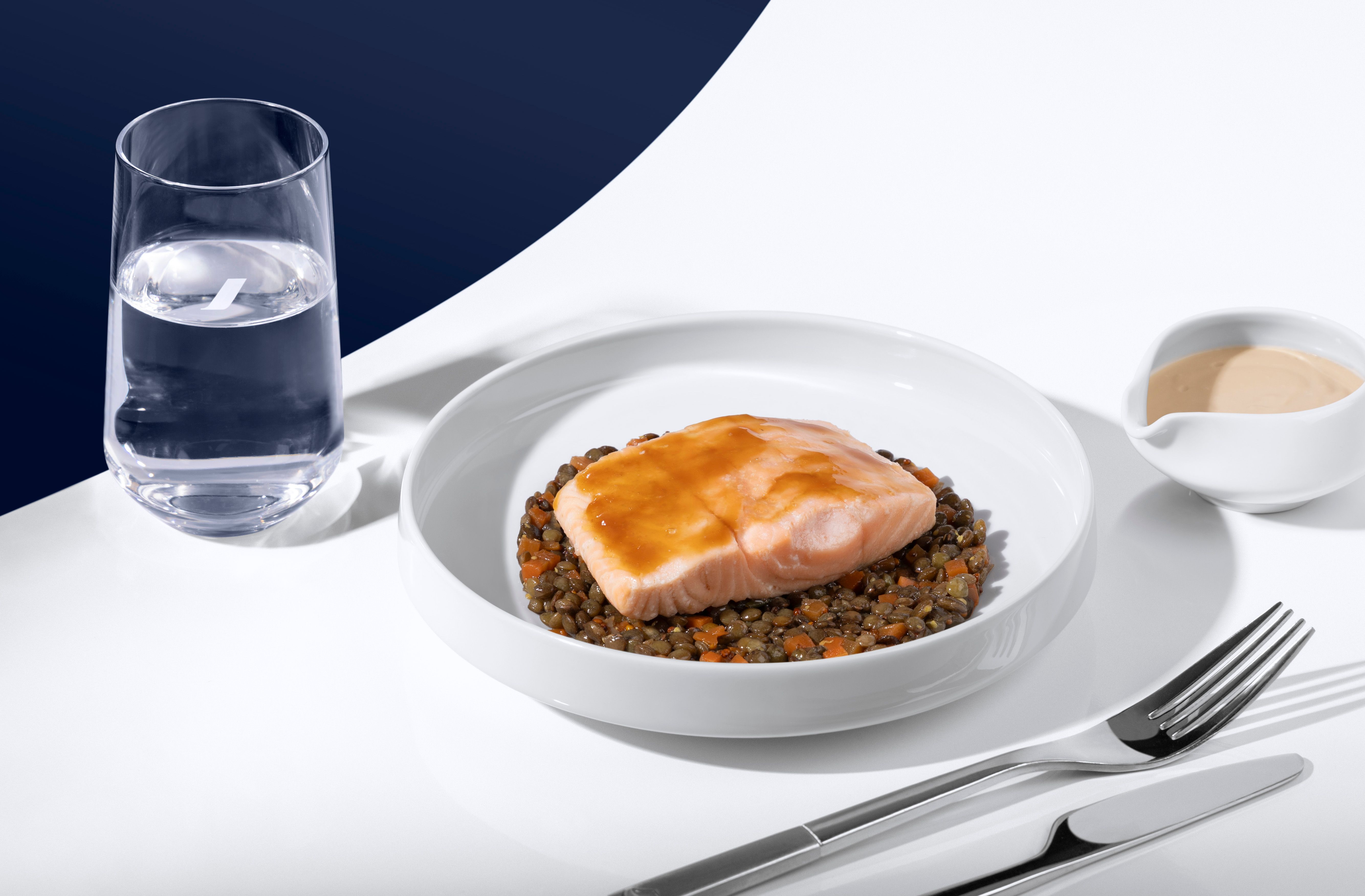 Air France – Le saumon laqué de Mathieu Viannay, en Business