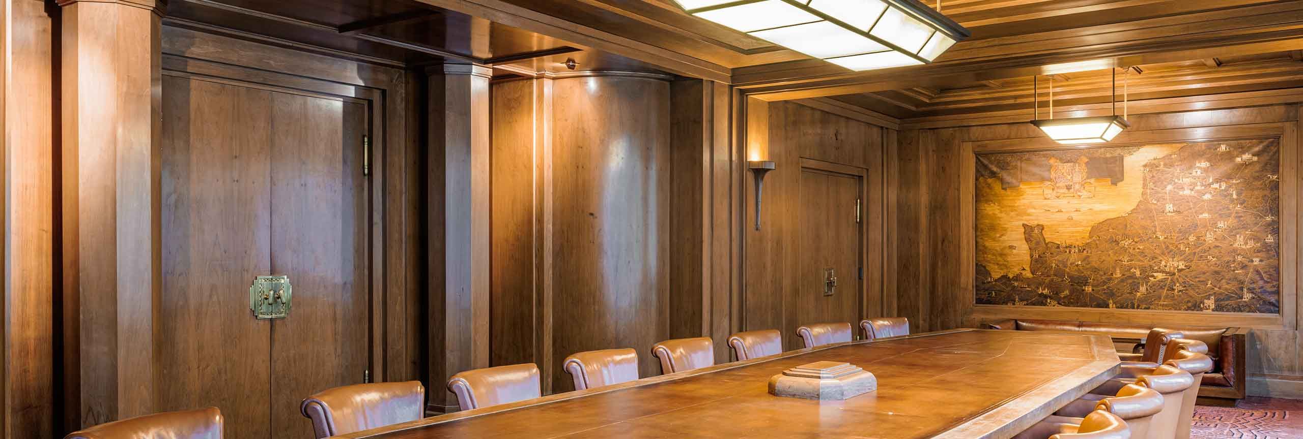 Banque Transatlantique – At the head office, 26 avenue Franklin-D.-Roosevelt, designed in 1925 by Joseph Marrast